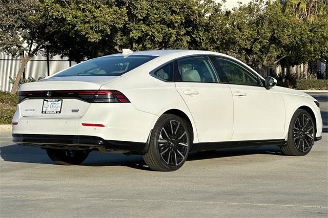 new 2025 Honda Accord Hybrid car, priced at $40,950