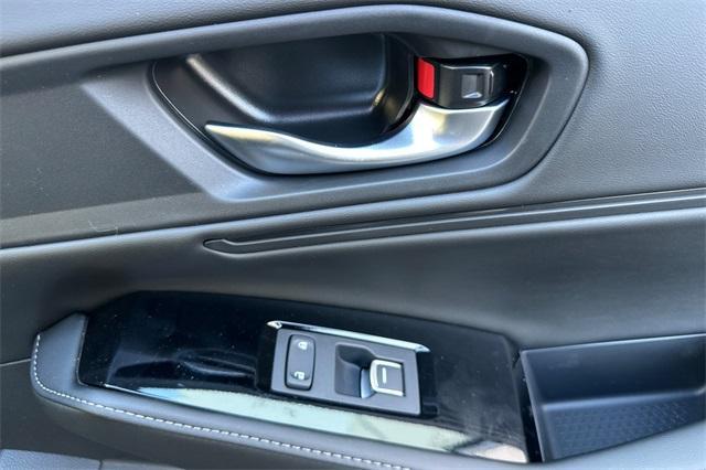 new 2025 Honda Accord Hybrid car, priced at $40,950