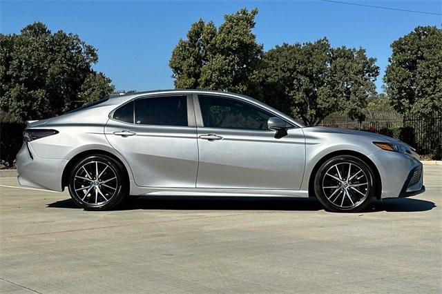 used 2024 Toyota Camry Hybrid car, priced at $29,997