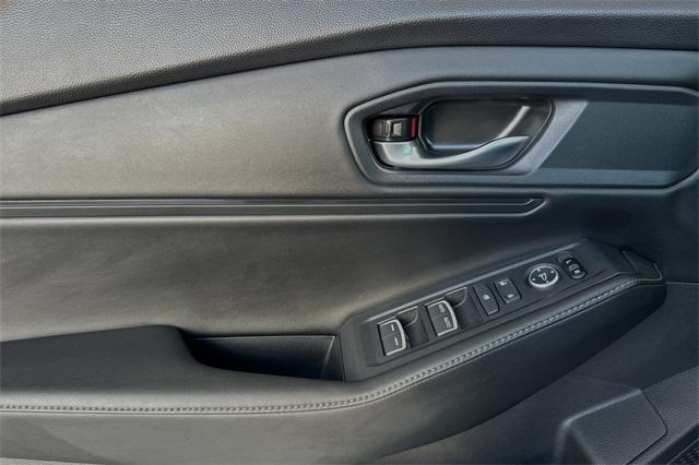 new 2025 Honda Accord Hybrid car, priced at $35,260