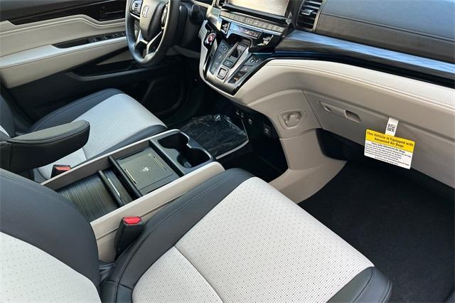 new 2025 Honda Odyssey car, priced at $52,630