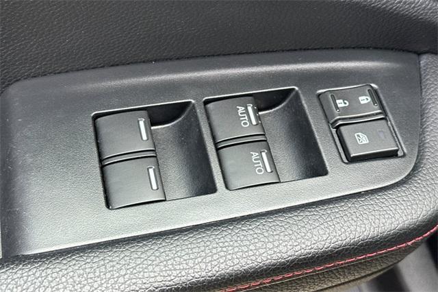 used 2022 Honda Pilot car, priced at $37,995