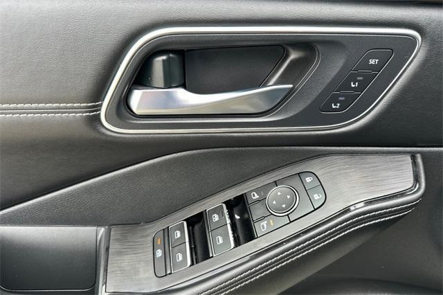 used 2022 Nissan Rogue car, priced at $27,995