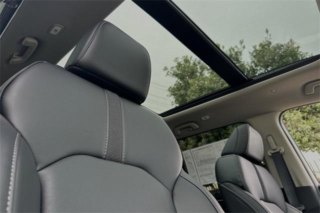 new 2025 Honda Pilot car, priced at $49,450