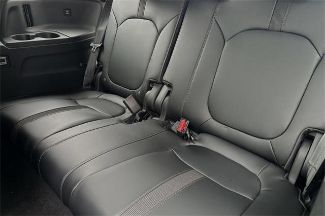 new 2025 Honda Pilot car, priced at $49,450