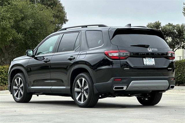 new 2025 Honda Pilot car, priced at $51,425