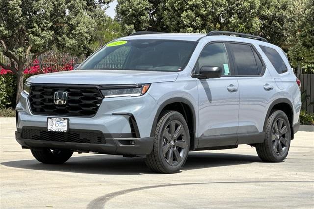 new 2025 Honda Pilot car, priced at $42,105