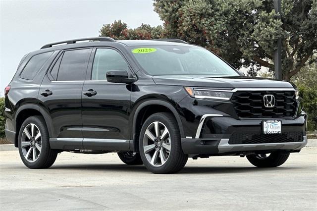 new 2025 Honda Pilot car, priced at $54,530