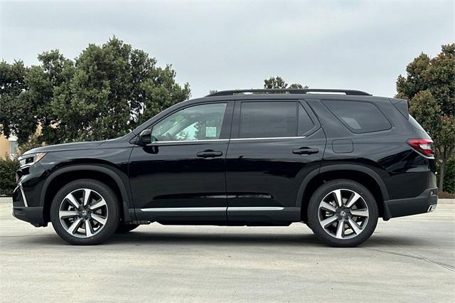 new 2025 Honda Pilot car, priced at $54,530