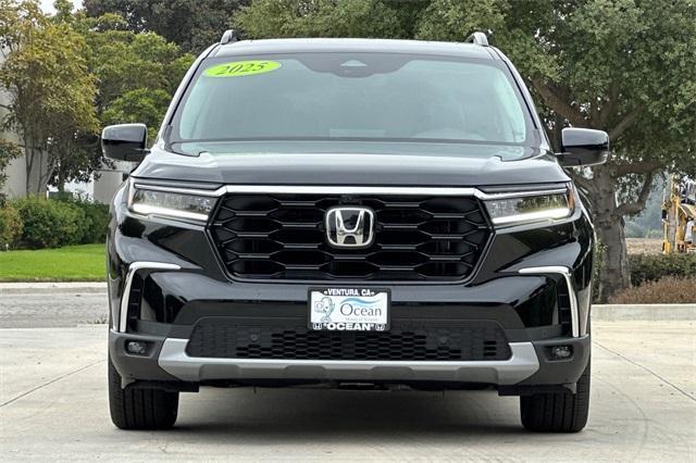 new 2025 Honda Pilot car, priced at $54,530