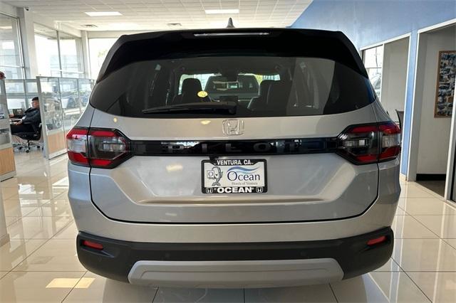 new 2025 Honda Pilot car, priced at $45,725
