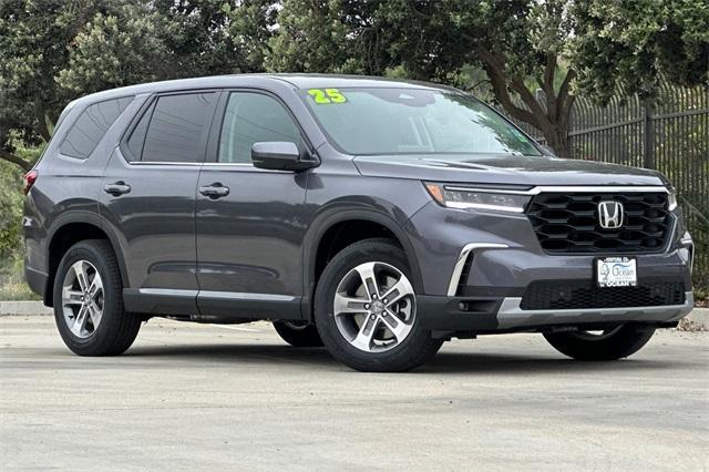 new 2025 Honda Pilot car, priced at $44,950