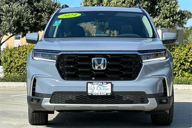 new 2025 Honda Pilot car, priced at $49,350