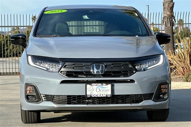 new 2025 Honda Odyssey car, priced at $45,275