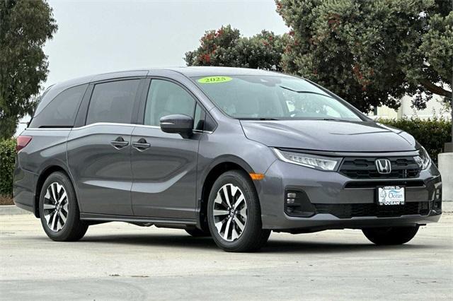 new 2025 Honda Odyssey car, priced at $43,315