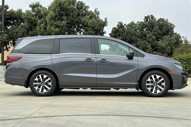 new 2025 Honda Odyssey car, priced at $43,315