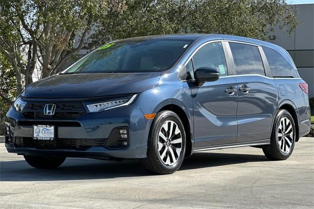 new 2025 Honda Odyssey car, priced at $43,670