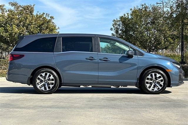 new 2025 Honda Odyssey car, priced at $43,670