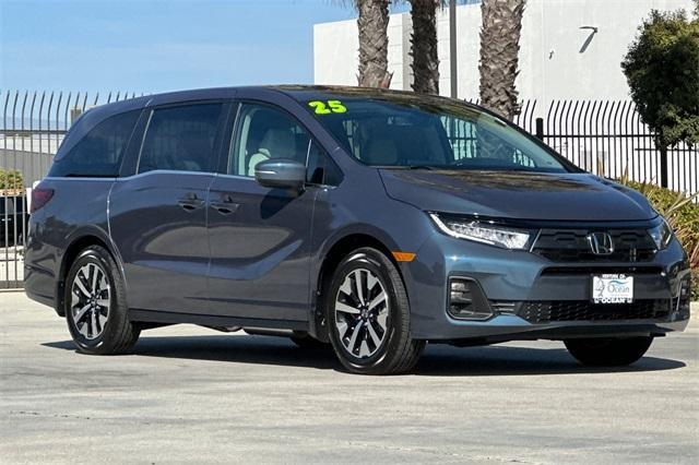 new 2025 Honda Odyssey car, priced at $43,670