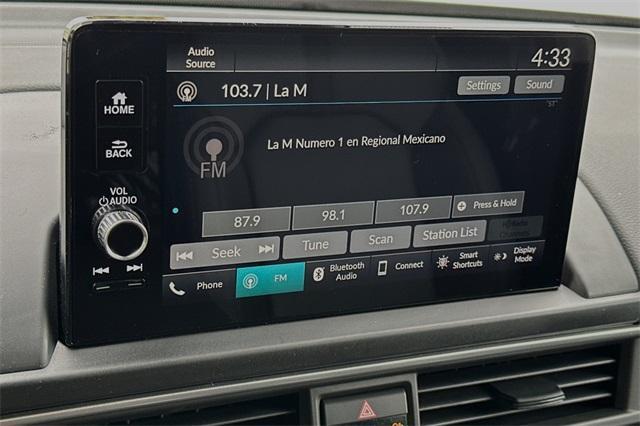 new 2025 Honda Pilot car, priced at $45,450