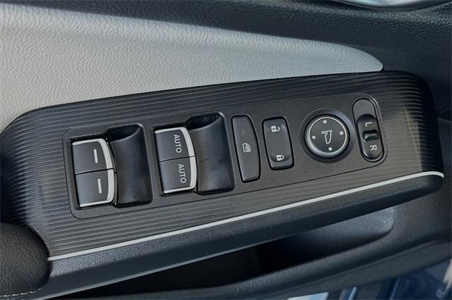 new 2025 Honda Civic Hybrid car, priced at $33,100