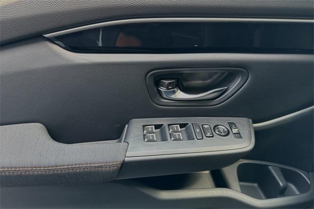 new 2025 Honda Pilot car, priced at $42,105