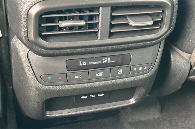 used 2025 Honda Pilot car, priced at $42,895