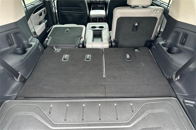 used 2025 Honda Pilot car, priced at $42,895