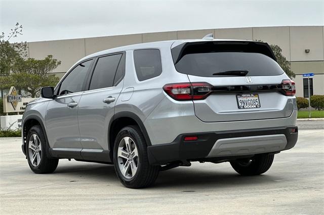 used 2025 Honda Pilot car, priced at $42,895