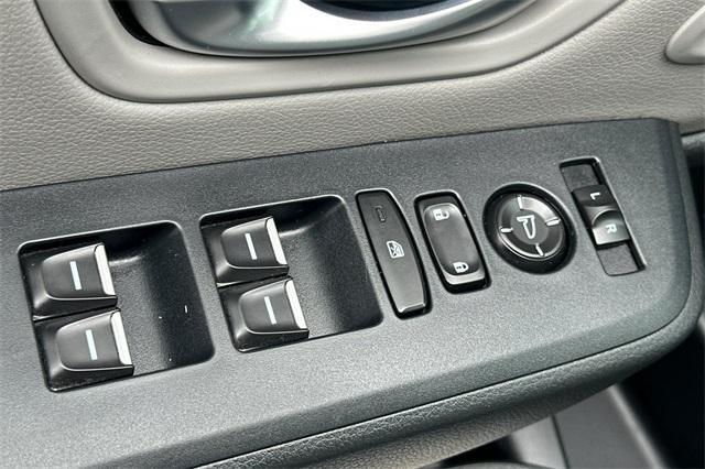used 2025 Honda Pilot car, priced at $42,895