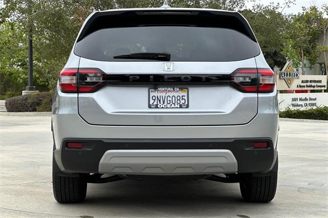 used 2025 Honda Pilot car, priced at $42,895