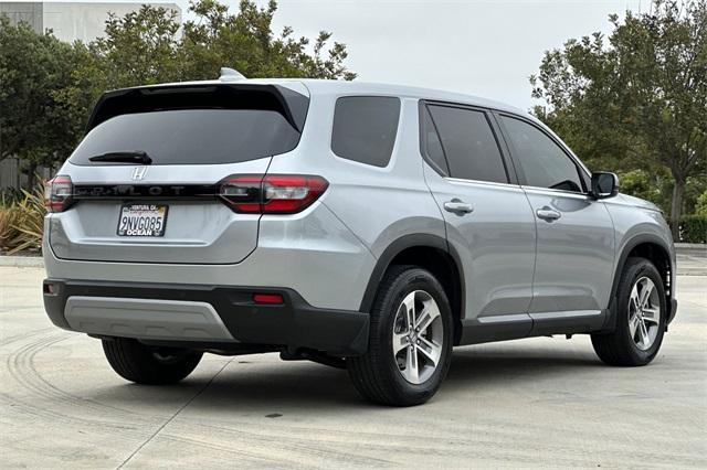 used 2025 Honda Pilot car, priced at $42,895