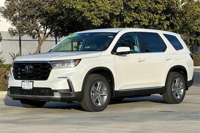 new 2025 Honda Pilot car, priced at $48,180