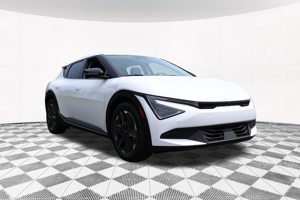 new 2025 Kia EV6 car, priced at $47,327