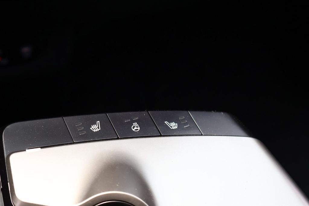 new 2025 Kia EV6 car, priced at $47,327