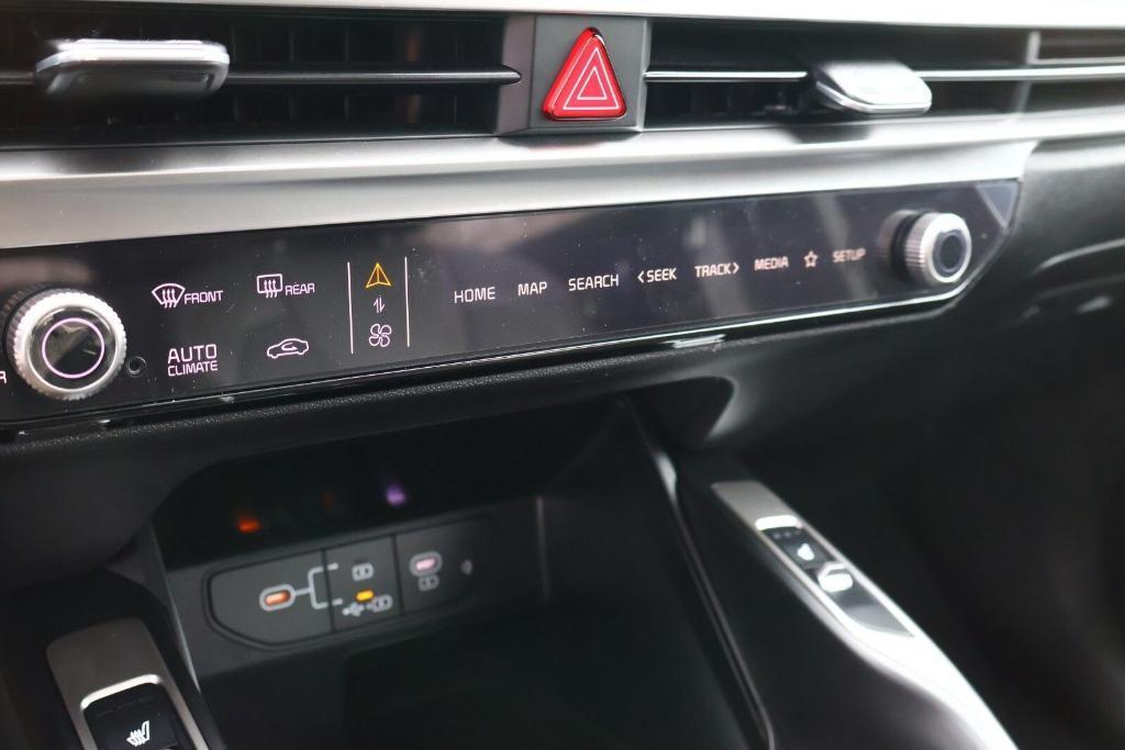 new 2025 Kia Sorento car, priced at $35,450