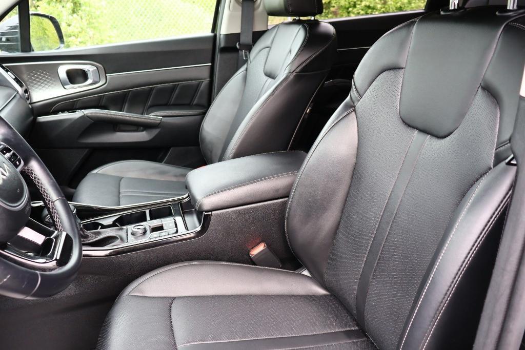 used 2022 Kia Sorento car, priced at $31,771