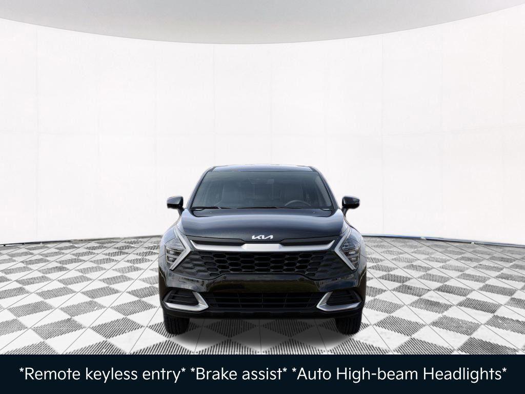 new 2025 Kia Sportage car, priced at $27,660