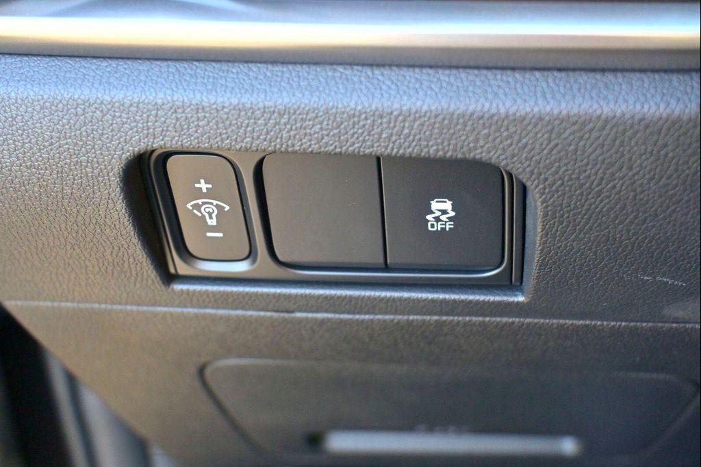 new 2026 Kia Sorento car, priced at $30,707