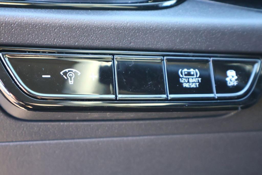 new 2025 Kia Niro car, priced at $27,097