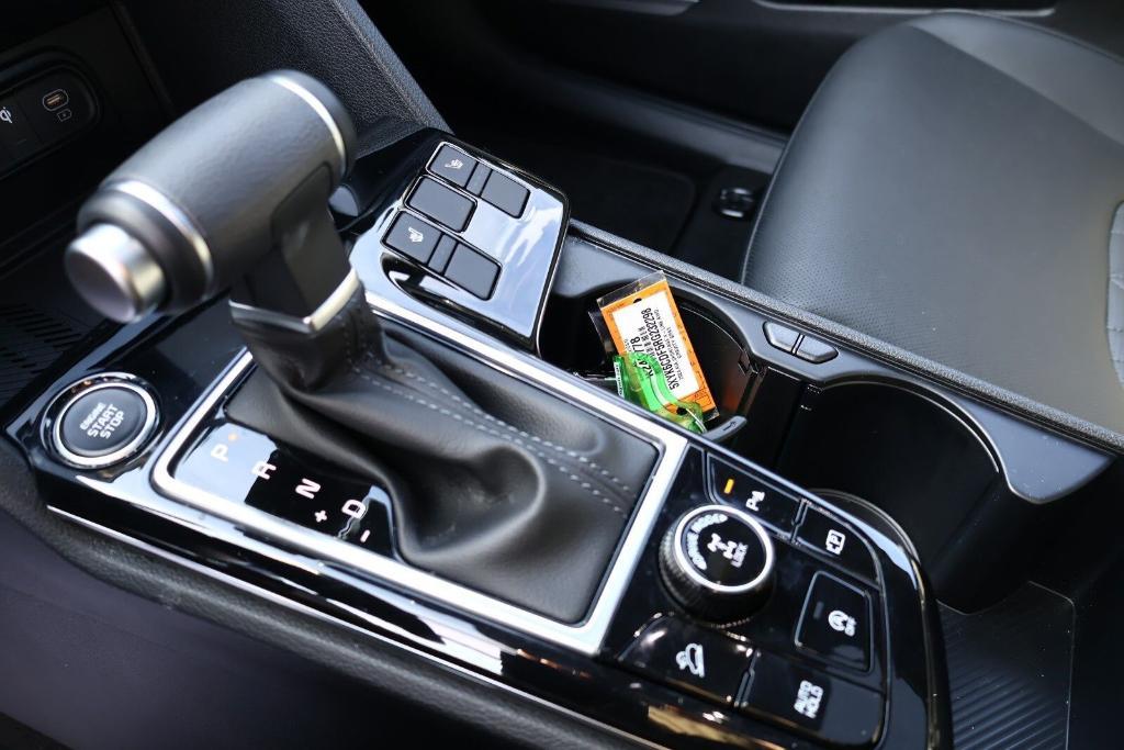used 2024 Kia Sportage car, priced at $30,771