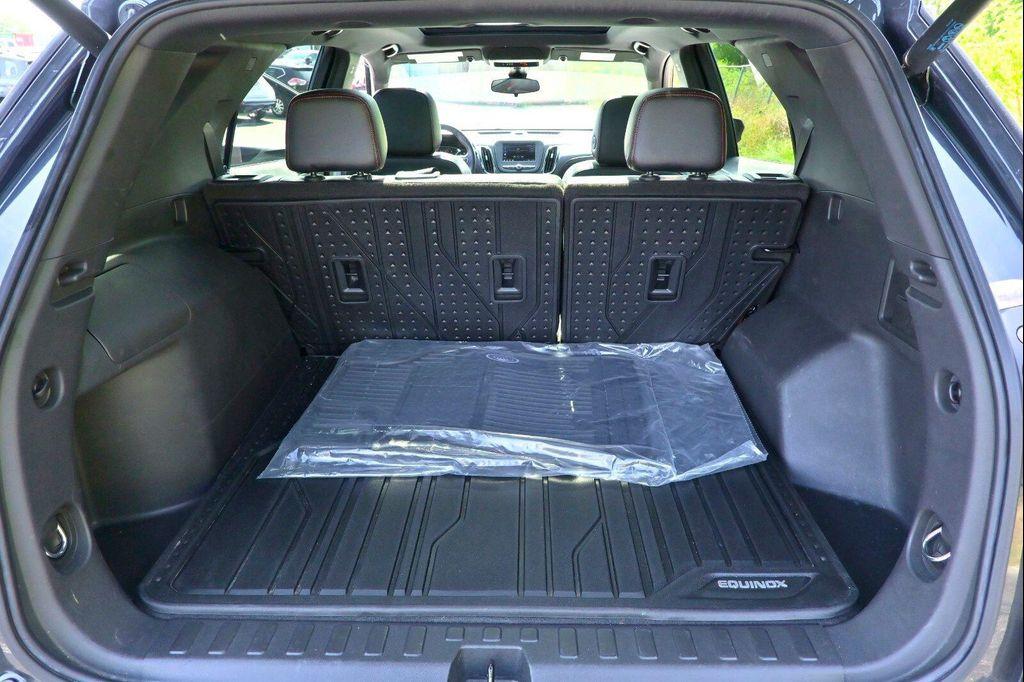 used 2022 Chevrolet Equinox car, priced at $24,528