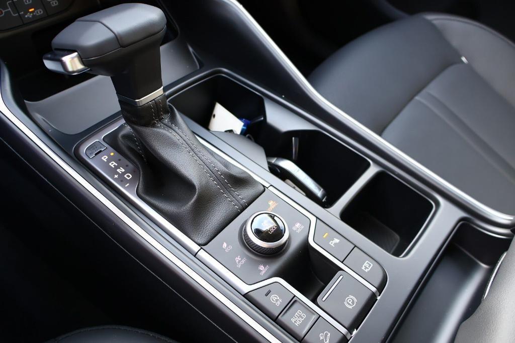 new 2025 Kia Sorento car, priced at $39,677