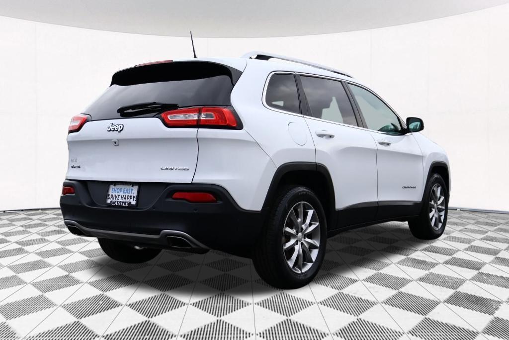 used 2018 Jeep Cherokee car, priced at $18,977