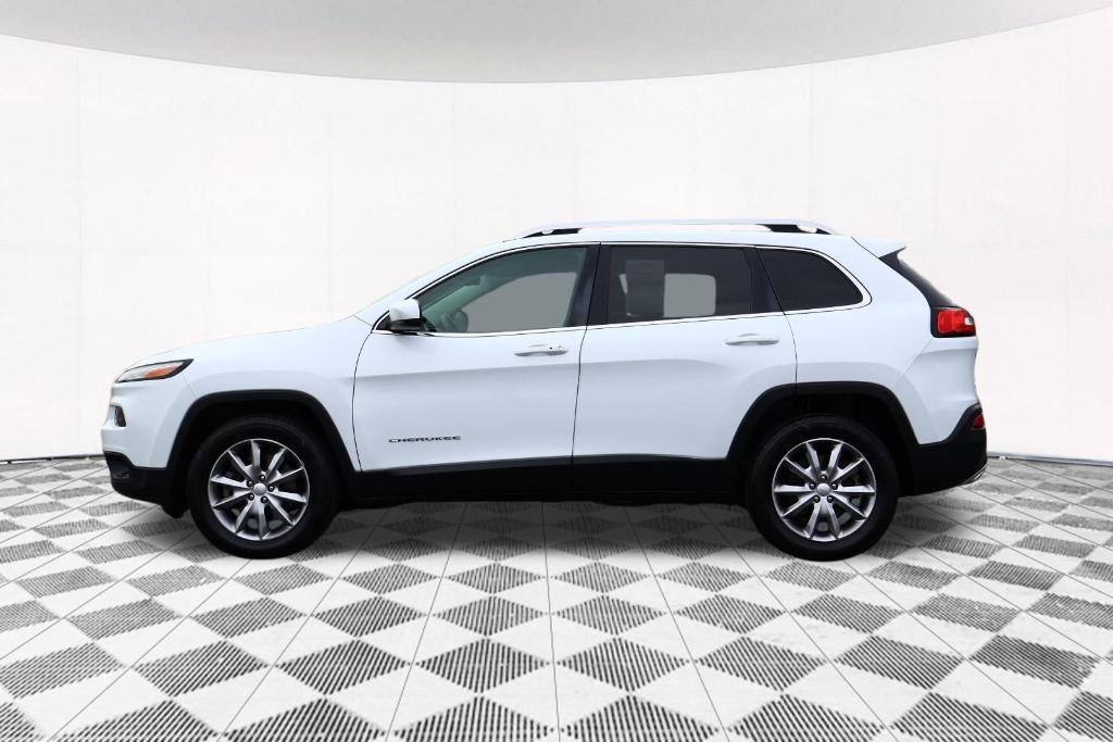 used 2018 Jeep Cherokee car, priced at $18,977