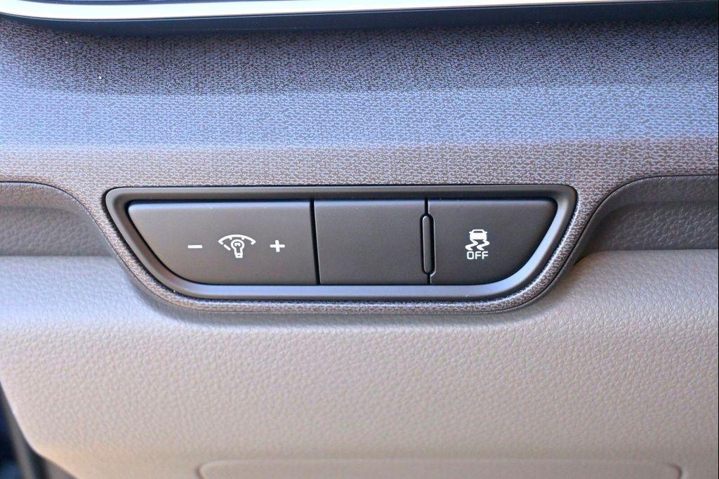 new 2026 Kia Carnival car, priced at $39,925