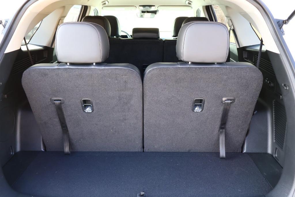 used 2025 Kia Sorento car, priced at $32,971