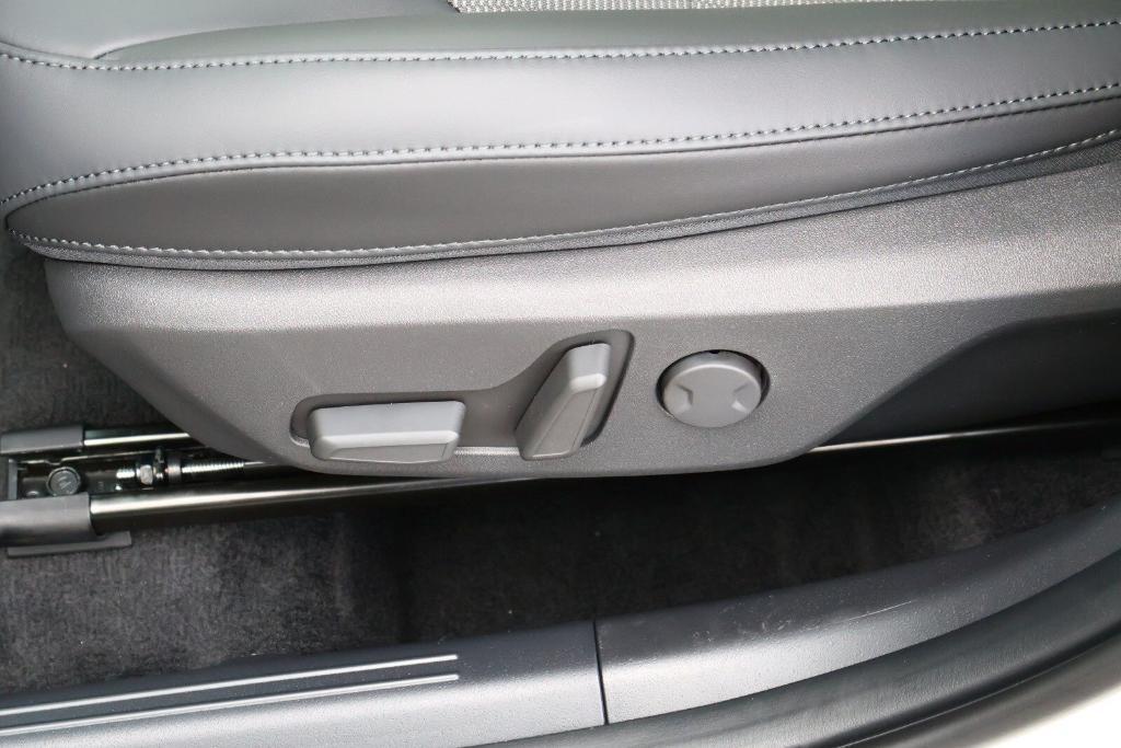 new 2025 Kia Niro car, priced at $31,547