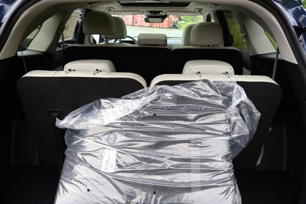 used 2025 Kia Sorento car, priced at $32,977