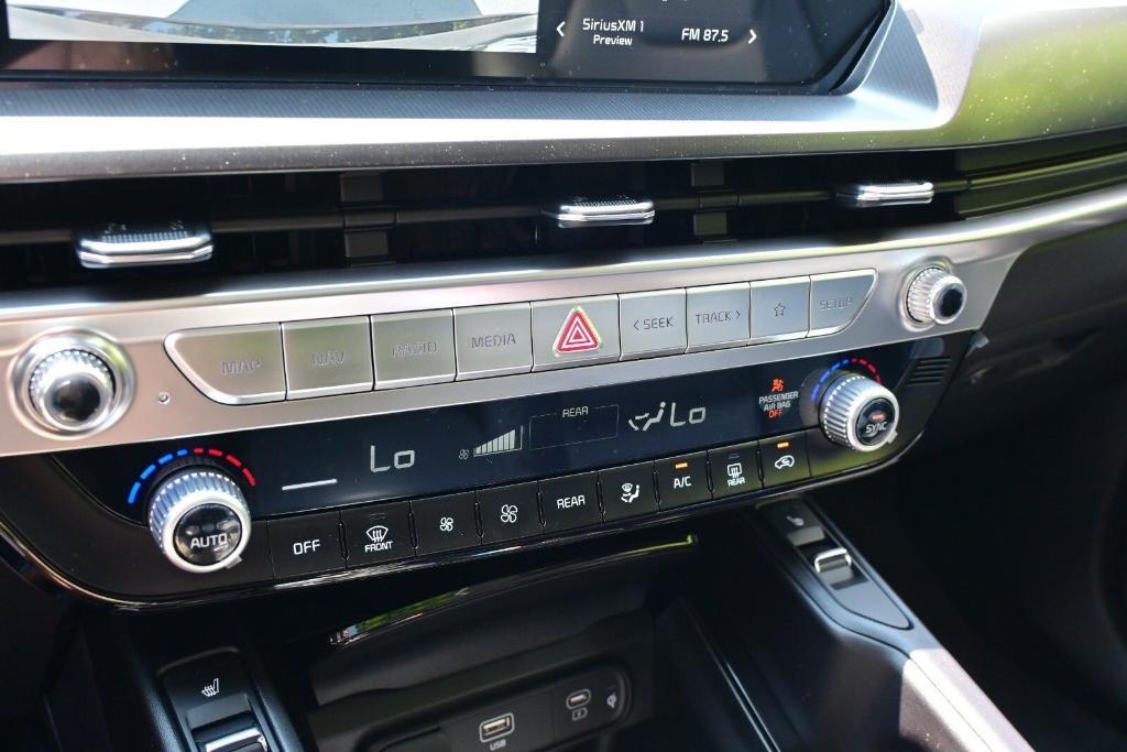 new 2025 Kia Telluride car, priced at $38,992